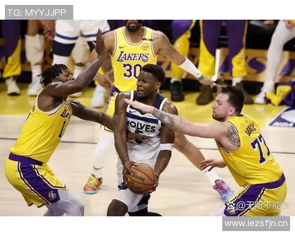 2021年NBA精彩对决篮网与湖人巅峰对决引发球迷热议