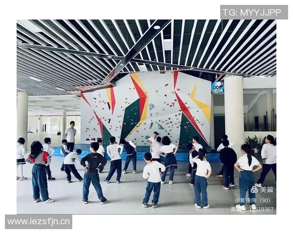 杭州攀岩队心理素质深度对比分析与训练策略探讨 杭州攀岩队心理素质深度对比分析与训练策略探讨